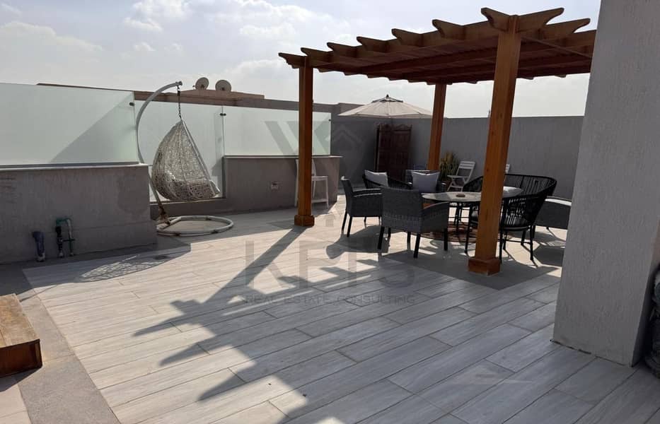 UNDER MARKET PRICE Fully Finished Penthouse Ready to Move with POOL at ROOF in Galleria , 5th Settlement - Mehr