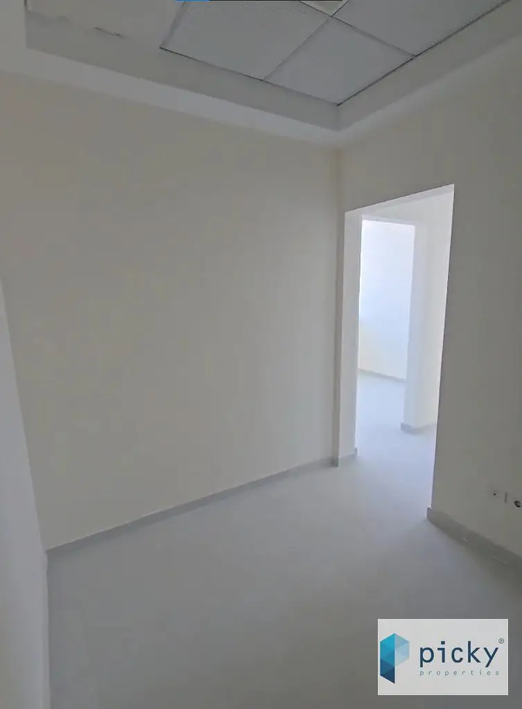 Fully Finished Furnished Clinic for Rent in Ozone - Vedere 2