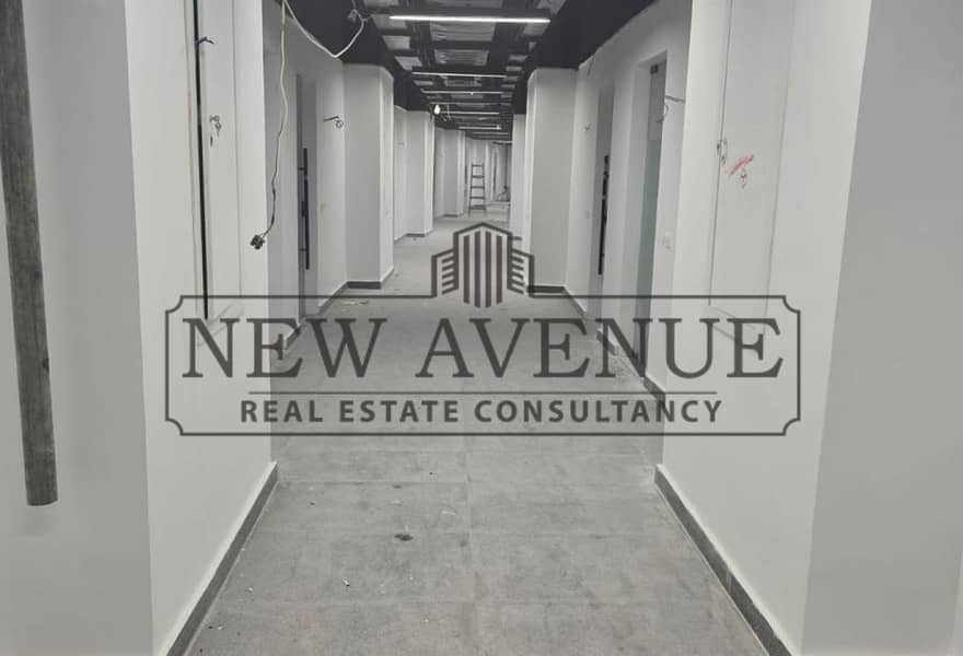 Office With Plaza View Fully Finished For Rent in Lake View New Cairo - Vista 4
