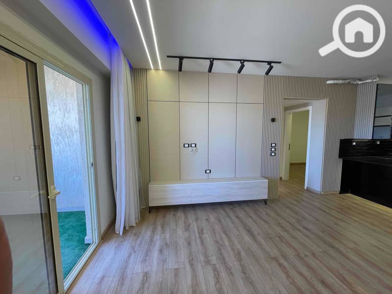 Apartment for Sale in Sahl Hasheesh – Sea View and Private Rooftop - Więcej