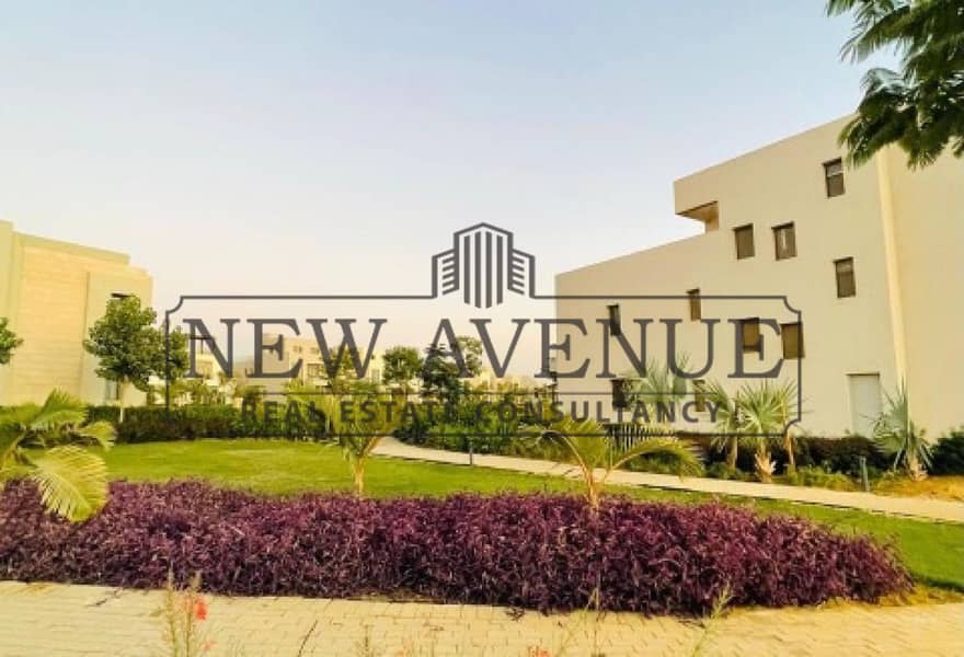 Corner Ground Apartment with Private Garden for Sale with Open View Overlooking Landscape in O West By Orascom - Installments over 9 Years - Widok 3