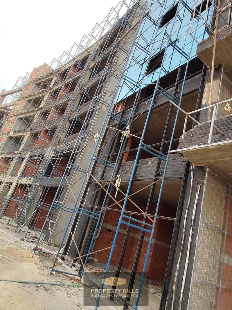 Administrative office for sale inside Mall 101 in the heart of Sheikh Zayed, a prime location on the main street. - Ansicht 6