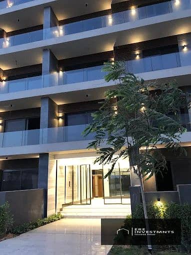 Very Special Apartment, Ready to move with best view for sale in El Patio ORO compound New Cairo - Widok 2