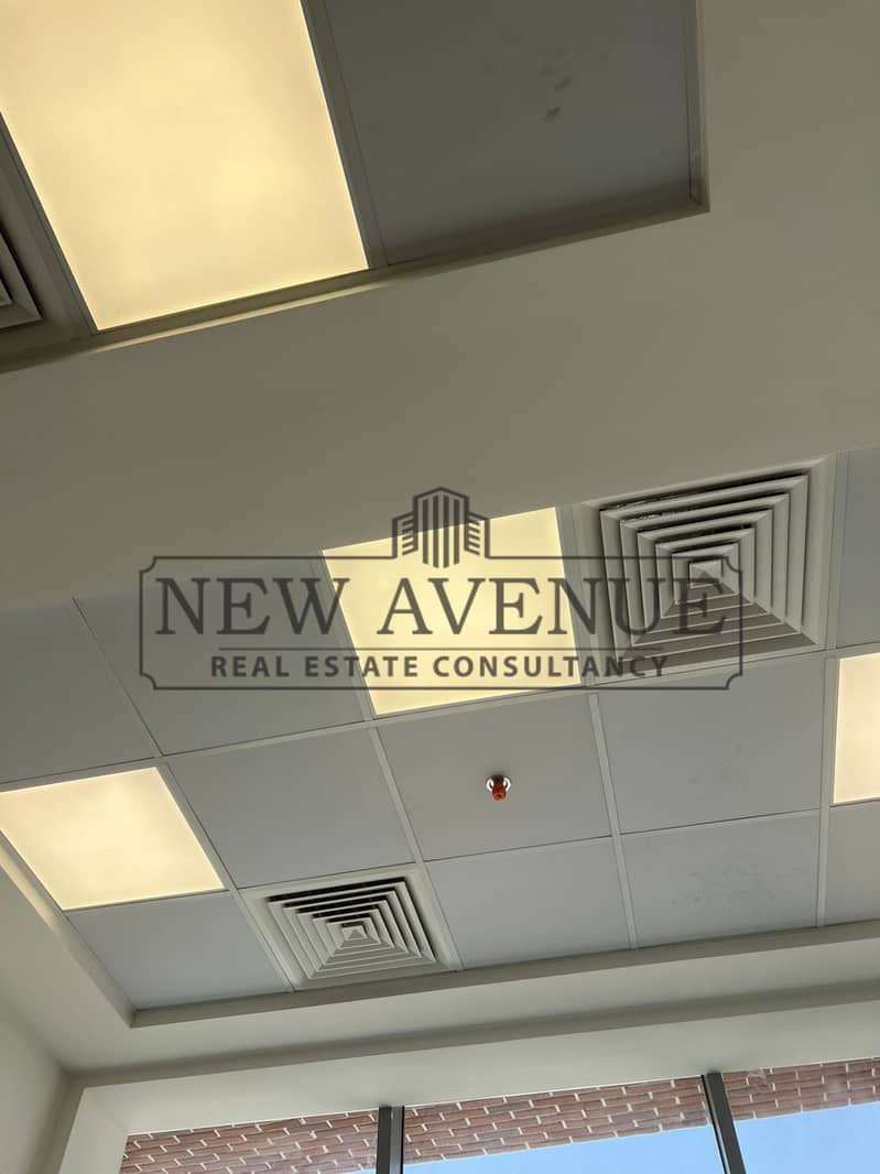 Fully finished Admin Office for rent at Three Sixty New Cairo - Mehr