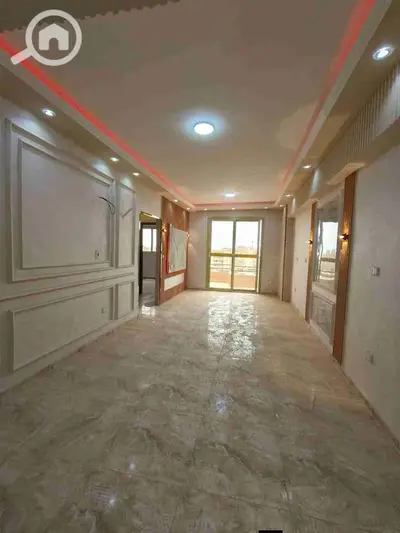 Apartment for rent in the third area of buildings in Al-Shorouk City, first occupancy.