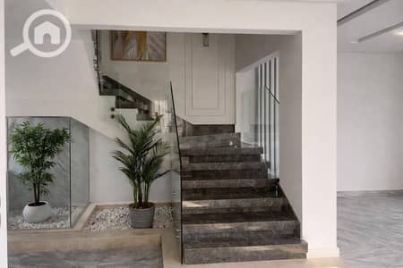 4 Bedroom Villa for Sale in Sheikh Zayed, Giza - IMG_5467. jpeg