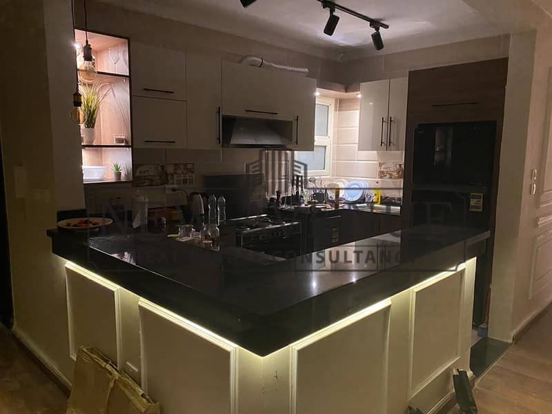 Delivered fully furnished apartment in Dar Misr El Koronfel fully finished with ACs and kitchen - Bild 5