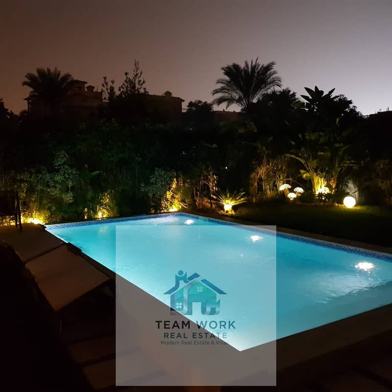 Villa for sale at a bargain price directly from the owner. Prime location behind Mall of Arabia, Dara Gardens compound, with a swimming pool, ultra-su - Ansicht 3