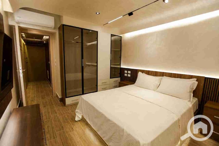 Furnished hotel apartment for rent in Sheraton Airport next to Radisson Blu Hotel - Widok 3