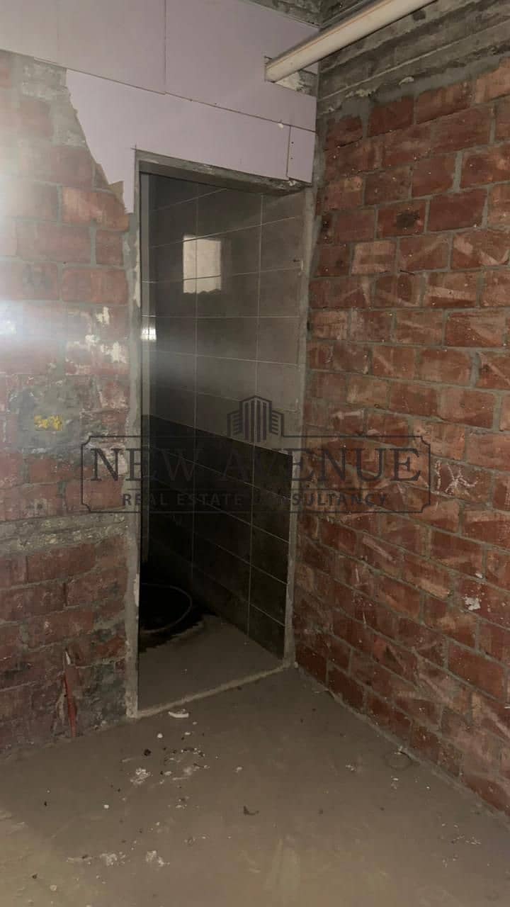 Retail 275 Sqm at 9 Street Main Road El Mokattam For Rent - Widok 6