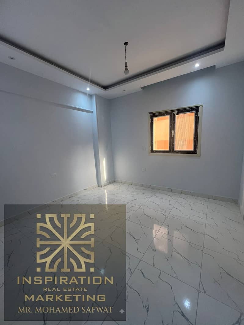 Premium apartment for rent in a prime location at North Lotus, New Cairo. This "First Occupancy" unit offers luxury and convenience right next to Nort – další