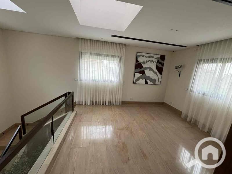 14 d8155bcd-400f-4037-9194-0e8ad9c27c97. jpg