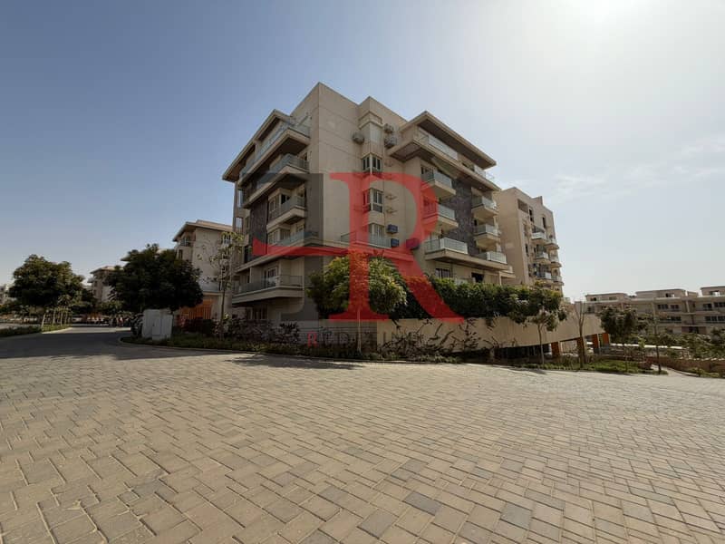 For sale luxurious I villa garden at mountain view i city New Cairo - Altro
