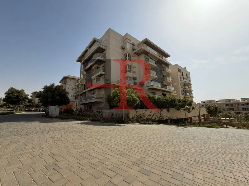 For sale luxurious I villa garden at mountain view i city New Cairo - View 6