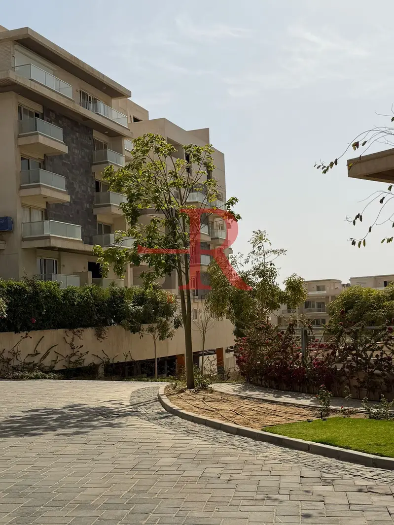 For sale luxurious I villa garden at mountain view i city New Cairo - More