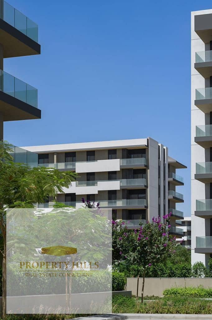 Receive a ready-to-move-in apartment with a large garden, finished and located near Madinaty, with a significant discount. - Mehr