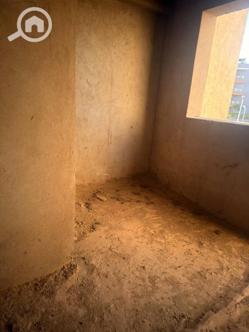 twin house for sale vallegewest compouned skhekh zayed - Meer