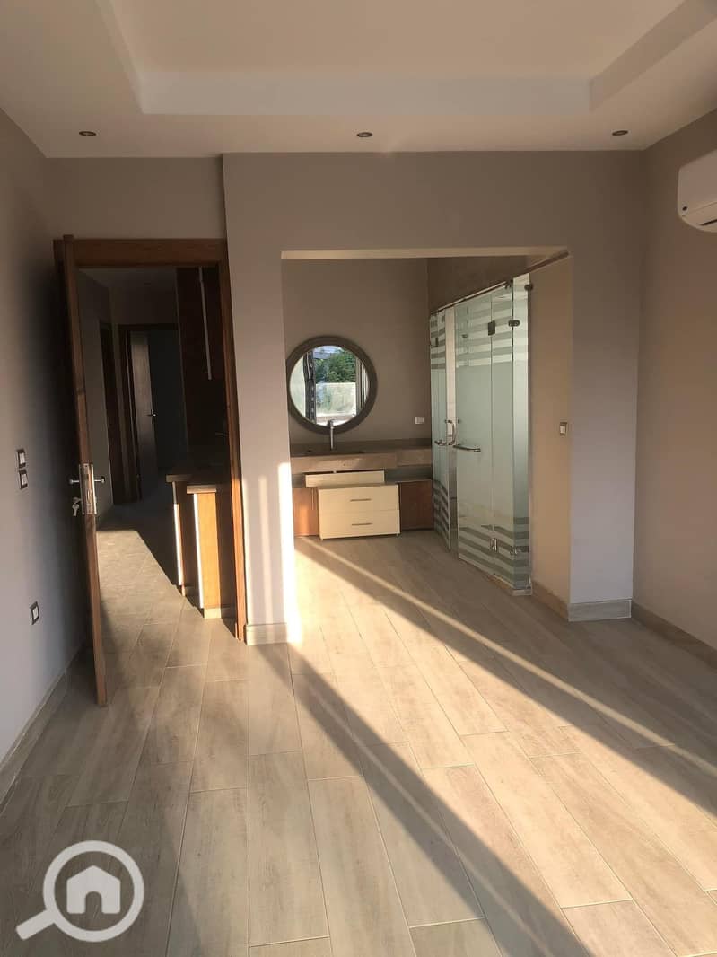 Prime finished family house in The crown Palm Hills with a special price - Ansicht 5