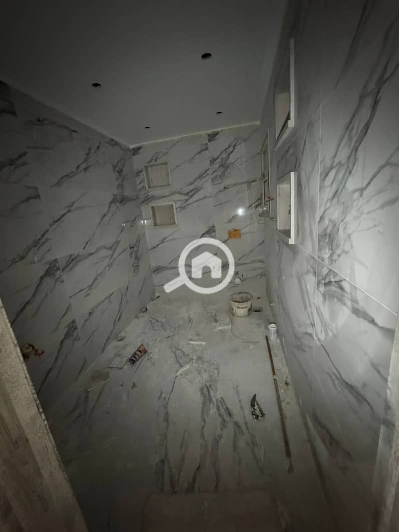 **Apartments for Sale in Hadayek October** - Mehr