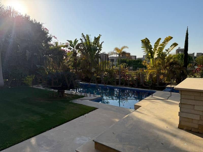 For rent Fully Furnished Stand Alone with Pool in Palm Hills Katameya Extension - Widok 2