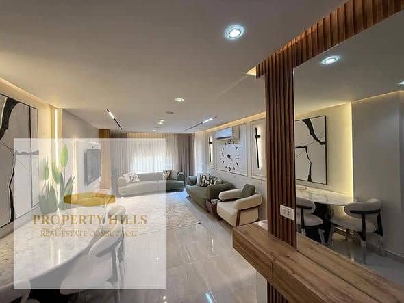 For only 9 million Egyptian pounds, own a large, fully finished 4-room apartment in a walled compound near Sodic East and opposite Madinaty. – pohled 5