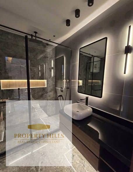 For only 9 million Egyptian pounds, own a large, fully finished 4-room apartment in a walled compound near Sodic East and opposite Madinaty. – pohled 6