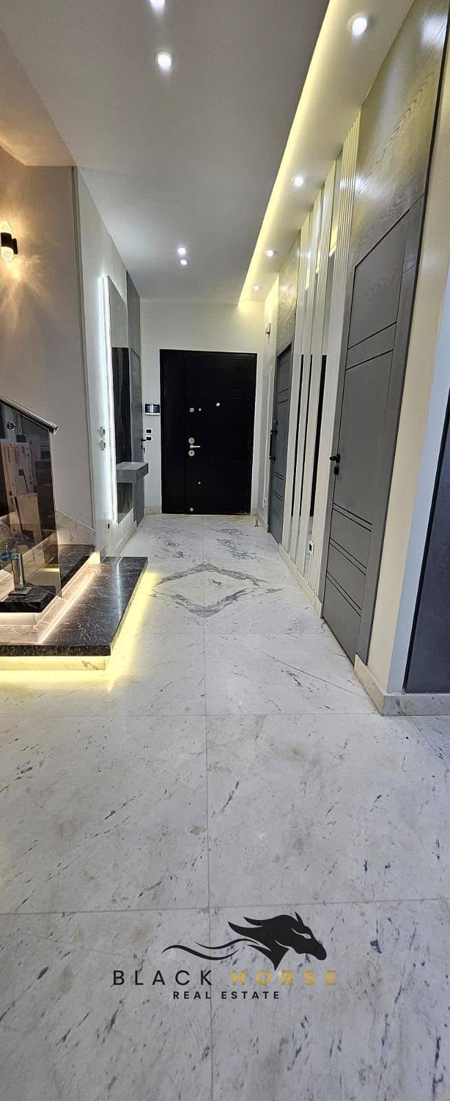 Fully Furnished 5BR Standalone Villa for Rent in Mountain View Hyde Park - Mehr