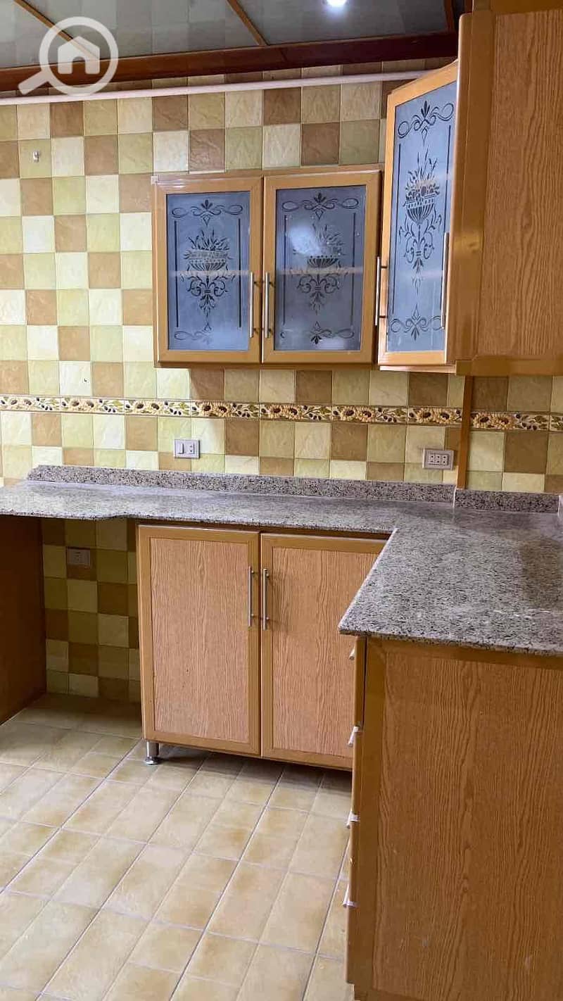 Apartment for sale 200 m / Gleem near Abu Qir Street, 90s buildings, licensed, open views – další