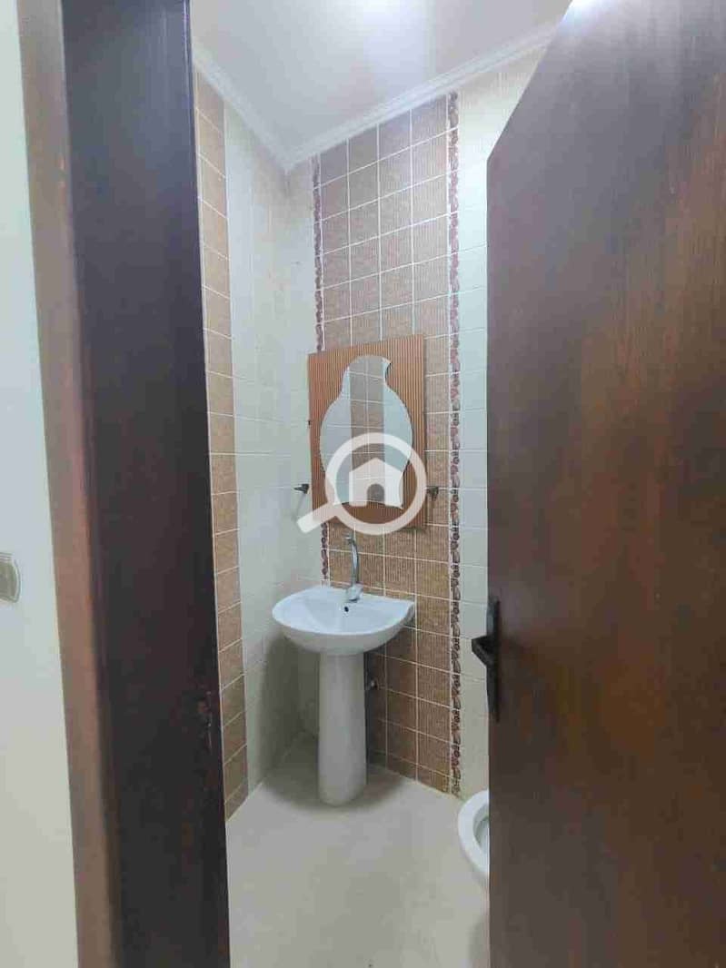 3 225112. jpg
