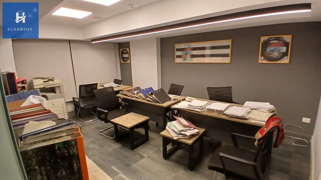 4 مكتب مفروش للإيجار فى الدقى  230م فى شارع مصدق الرئيسى ( مستوى راقى لا يتكرر كثيرا فى الدقى  )   (3). jpg