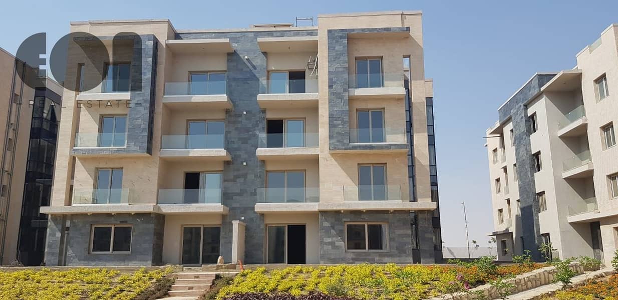 Apartment for sale with immediate delivery in a private garden inside the Galleria Mon Valley compound, Fifth Settlement, Golden Square - Več