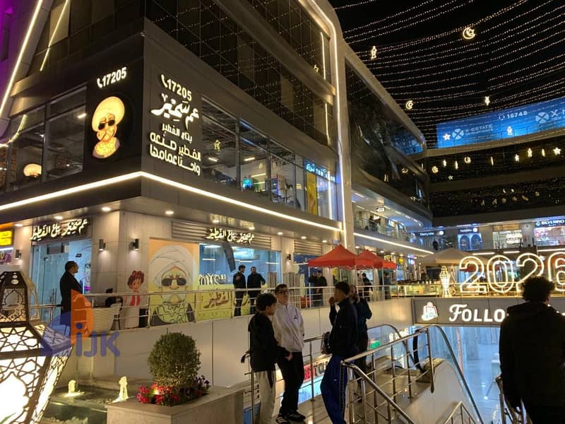 Commercial shop for sale, immediate occupancy, currently rented for 84,361 EGP monthly, located opposite Nile International School, First Settlement, – pohled 3