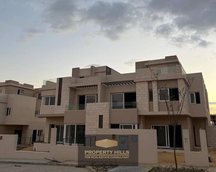 Townhouse to be delivered within months with Hydepark next to Palm Hills and the Hunting Club and New Giza Club. - Widok 6