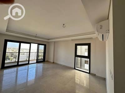 3 Bedroom Apartment for Sale in Sheikh Zayed, Giza - 687033504_122127240825186100_6448599608093096885_n. jpg 3 Bedroom Apartment for Sale in Sheikh Zayed, Giza - 687033504_122127240825186100_6448599608093096885_n. jpg