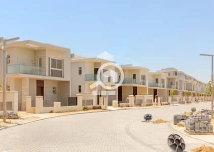 3 Bedroom Townhouse for Sale in Sheikh Zayed, Giza - 129370. jpg