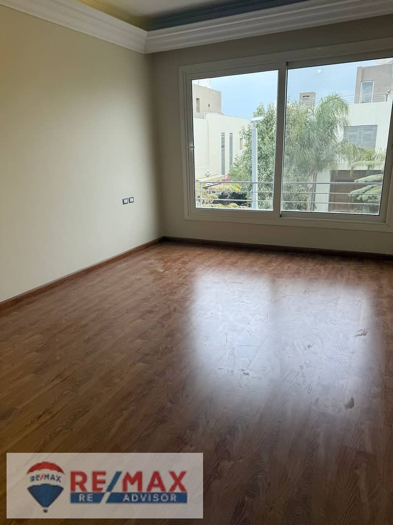 twin villa for rent in palm valley - Mehr