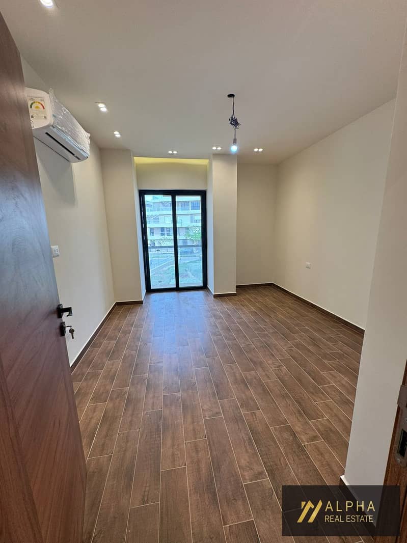 Apartment for Rent in Villette Sodic Sky Condos | First Use | 200 sqm | 3 Bedrooms | Dressing Room | Landscape View - Fler