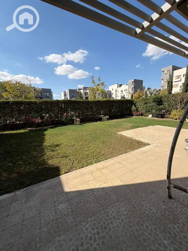 Ground floor apartment with a 200m garden landscape view in Courtyard Ion Mall of Arabia for a bargain price - Mehr