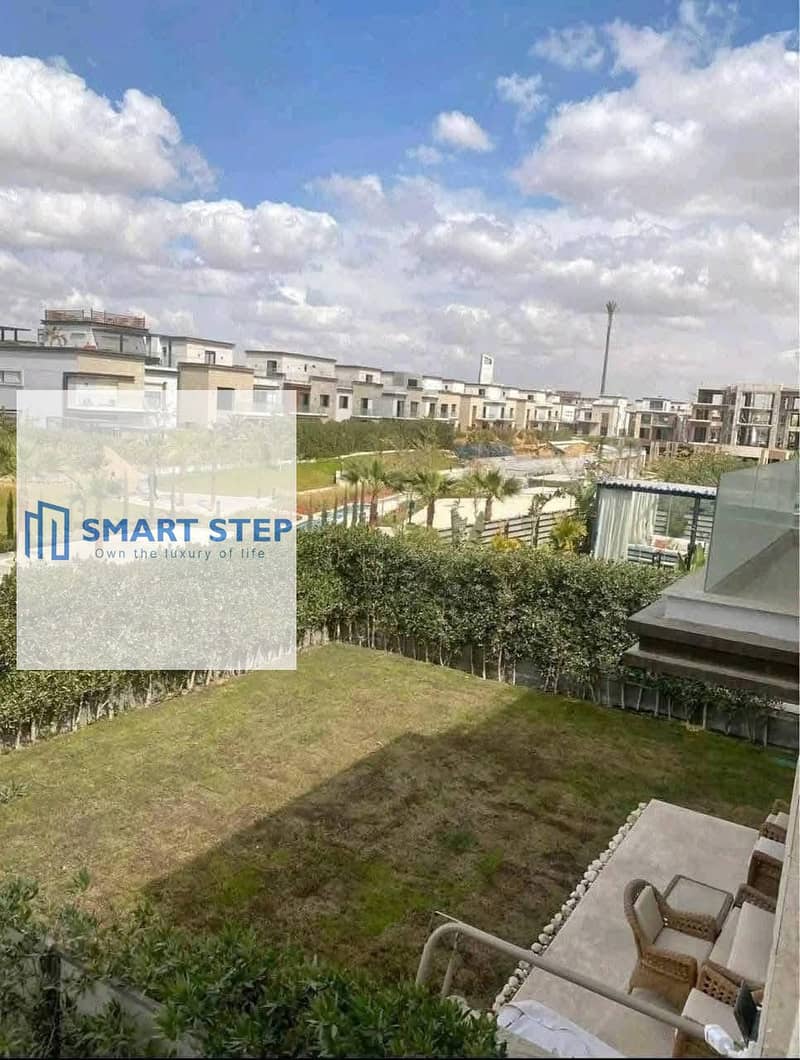 For sale town house corner prime location in azar new cairo - Mehr