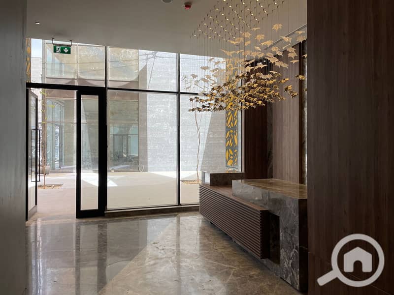Own office space available Ready To move , directly on the desert road, next to Smart Village - Widok 4