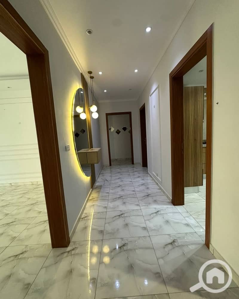 Opportunity to invest in a 170m apartment for sale in Cortyard Aeon, Mall of Arabia, high-end finishing at a great price. - Widok 3