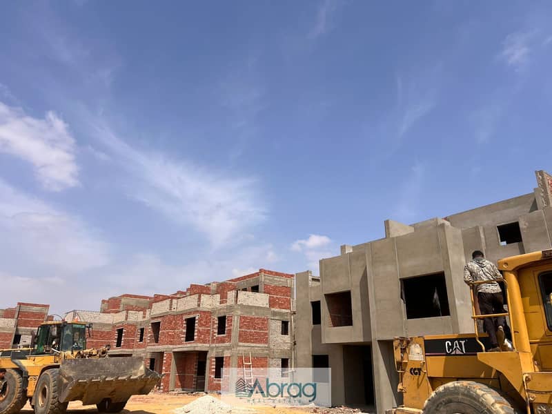 Townhouse with a down payment of 1,300,000 and the remaining to be paid in installments over 10 years. - Widok 4