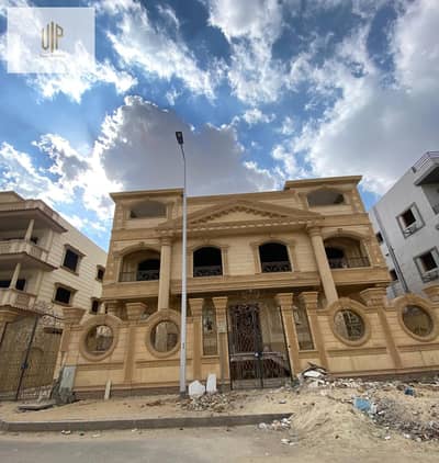 فیلا 10+ غرف نوم للبيع في القاهرة الجديدة، القاهرة - WhatsApp Image 2026-04-29 at 12.59. 08 PM. jpeg