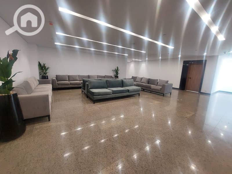 Office for rent, 92 sq m, super deluxe finishing, with camera and speaker system, in Agora Mall, Golden Square, Fifth Settlement - Widok 2