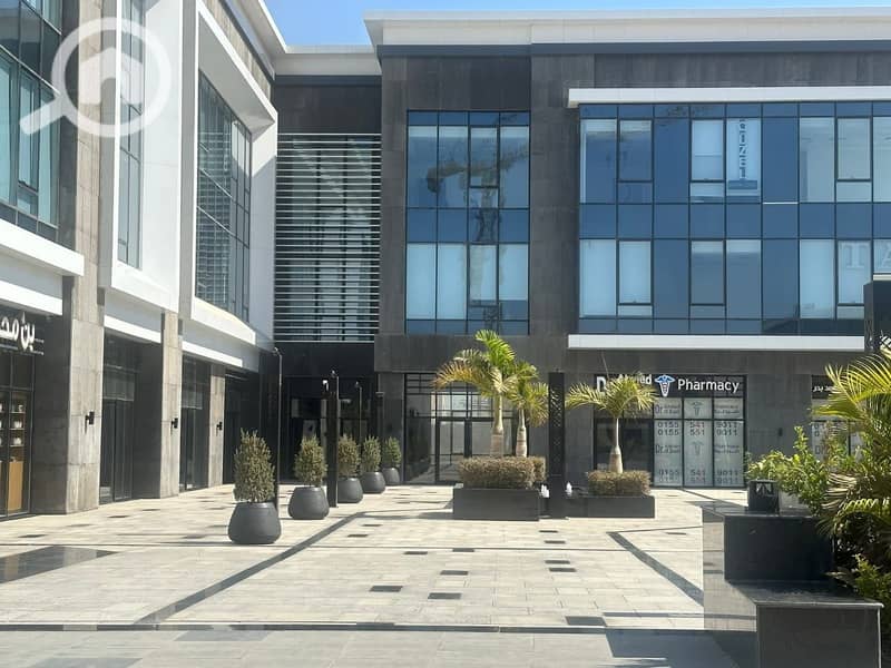 Office for rent, 92 sq m, super deluxe finishing, with camera and speaker system, in Agora Mall, Golden Square, Fifth Settlement - Więcej