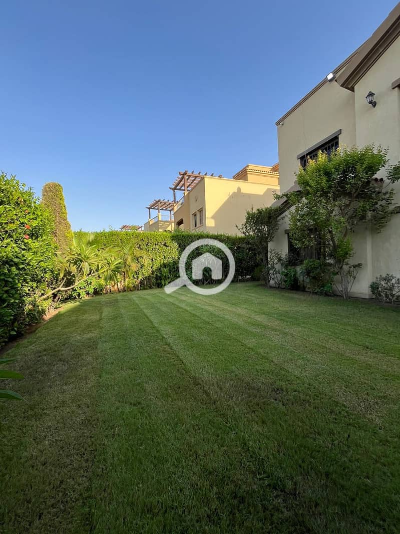 Standalone 500m Mivida Compound 5Beds Prime Location in New Cairo - Widok 2