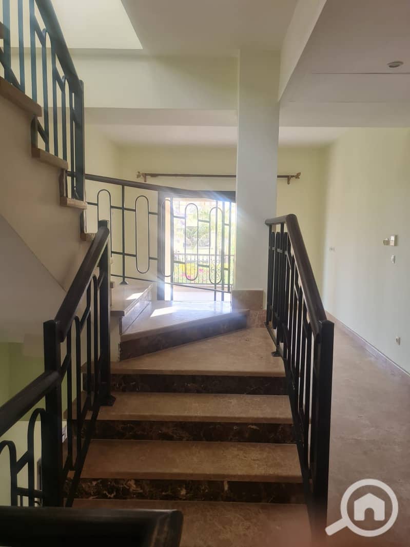 Standalone 500m Mivida Compound 5Beds Prime Location in New Cairo - Widok 6