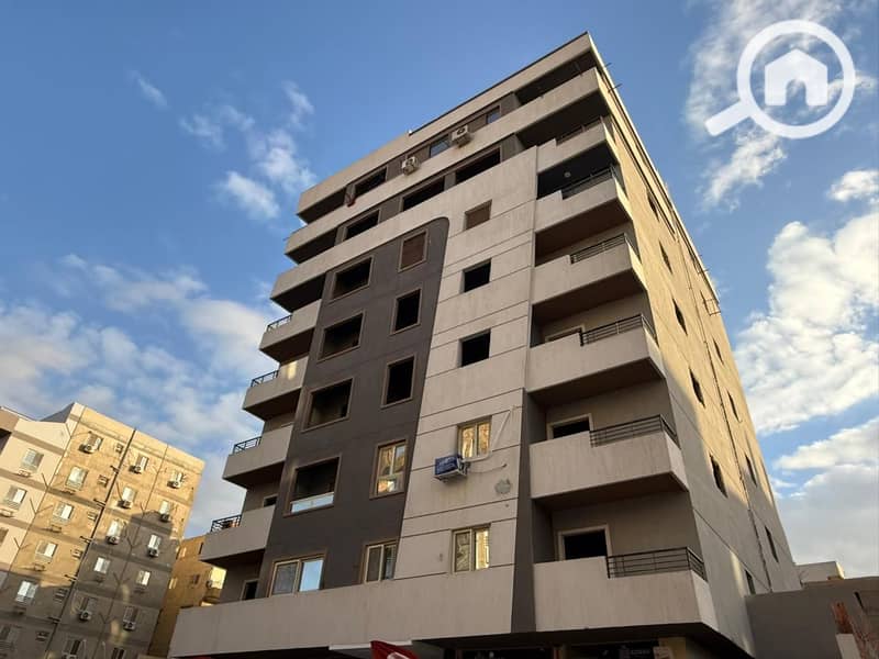 Apartment for sale 130m on Al-Baron Main Street in the Middle Hill Mokattam - Ansicht 4