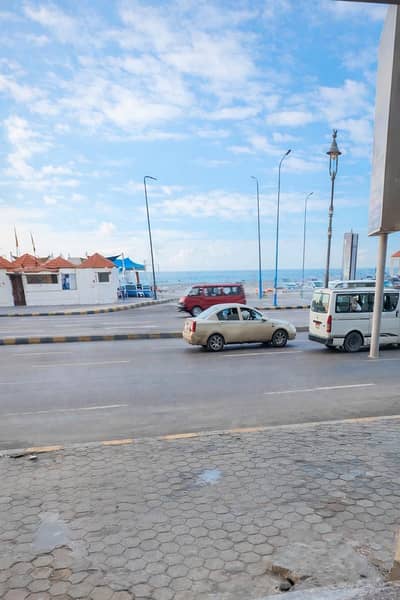 Retail for Rent in Camp Caesar, Alexandria - محل للايجار بالاسكندرية كامب شيراز - اطلالة علي البحر - 130م من المالك