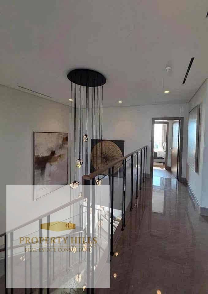 Last villa at the old price in Alexandria with a down payment of (1,404,800) overlooking the sea, a very upscale compound in a high community, safe, with a landscape view next to Carrefour and the Corniche, the airport, and on the road to Zafrana. - Ansicht 5